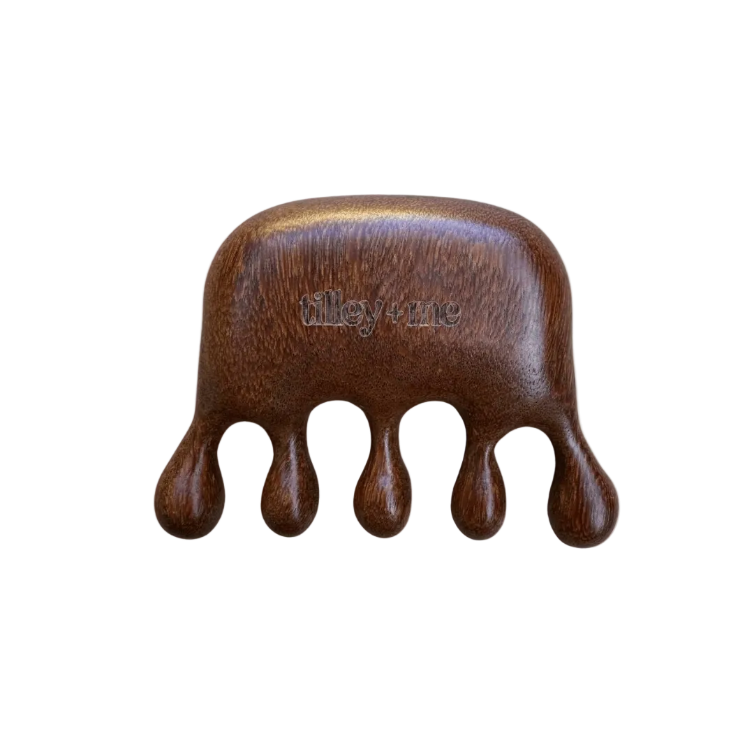 Tilley + Me Sandalwood Pet Massage Tool – Relieves Shedding & Boosts Circulation
