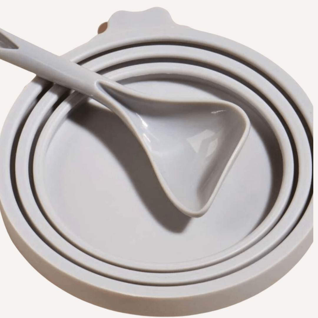 Tilley + Me Pet Food Saver Lid with Spoon - BPA-Free Silicone, Keeps Food Fresh